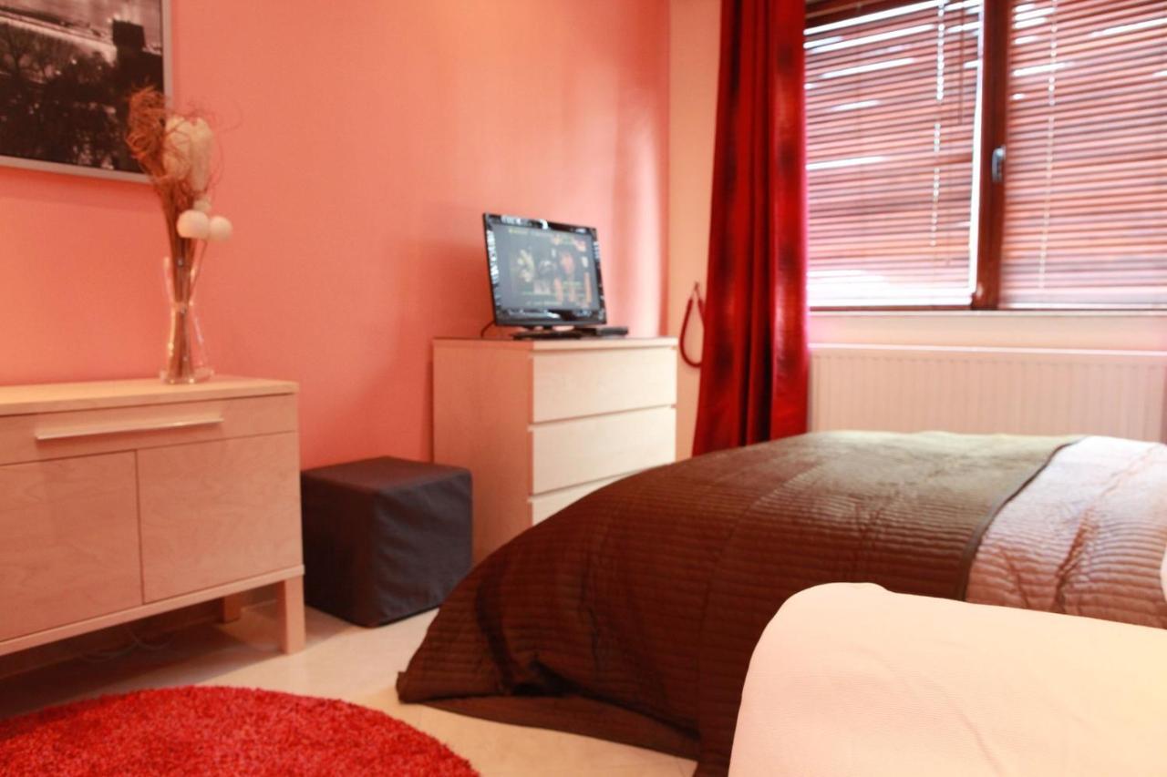 Residence La Fraisiere Anderlecht エクステリア 写真