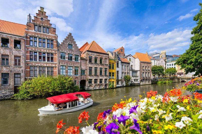 Residence La Fraisiere Anderlecht エクステリア 写真