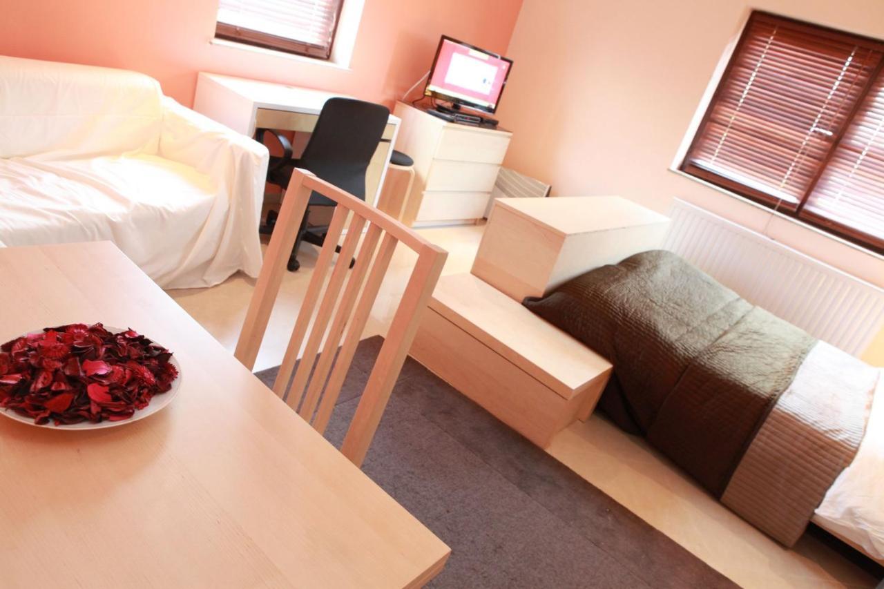 Residence La Fraisiere Anderlecht エクステリア 写真